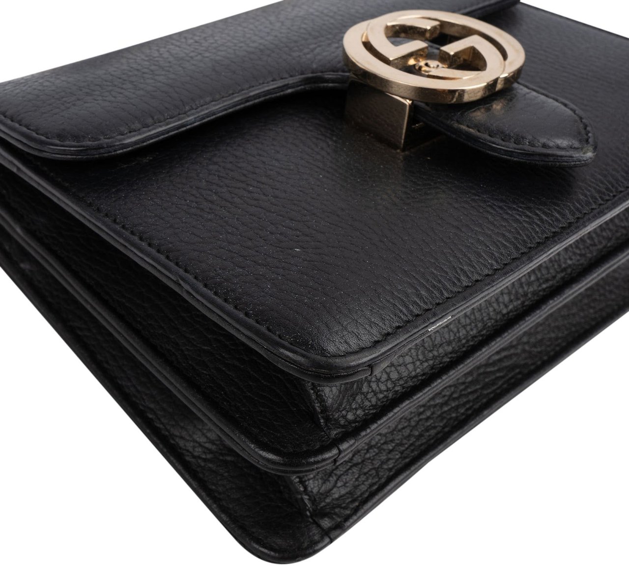 Gucci Pebbled Leather Interlocking GG Flap Crossbody Bag Zwart