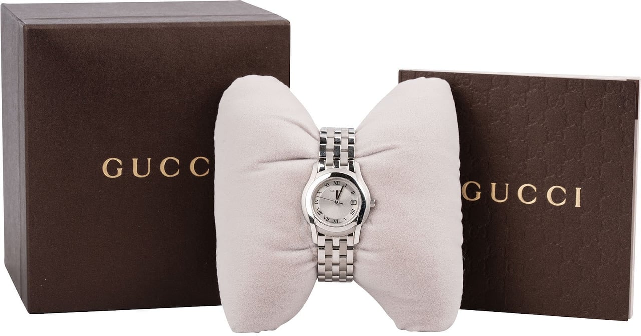 Gucci Silver Tone 5500L Women Watch Divers