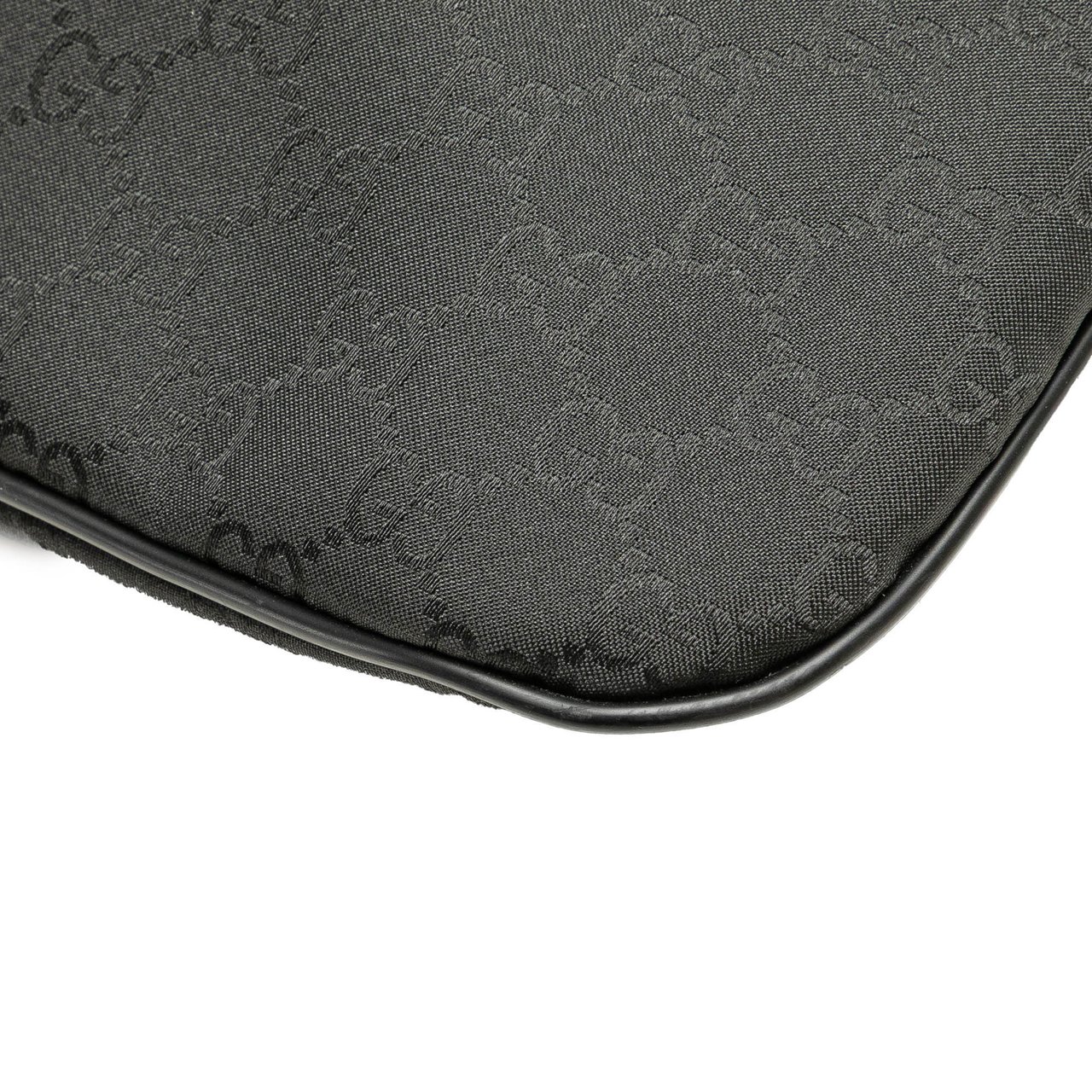 Gucci GG Nylon Crossbody Zwart