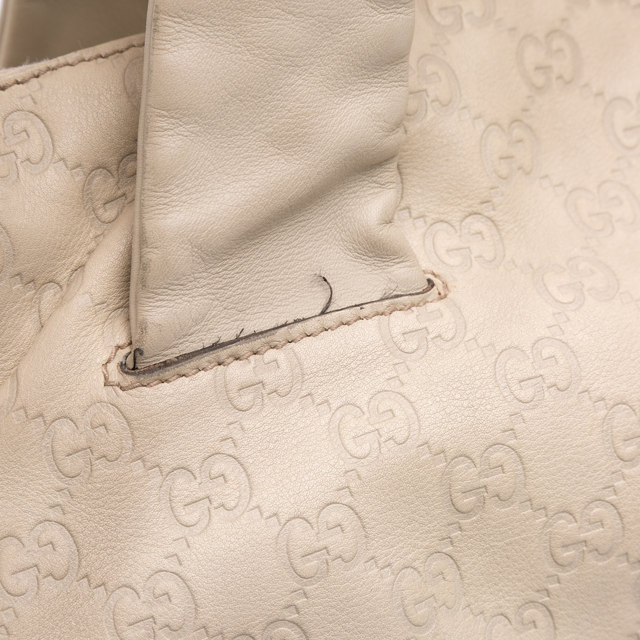 Gucci Medium Guccissima Hysteria Tote Bruin