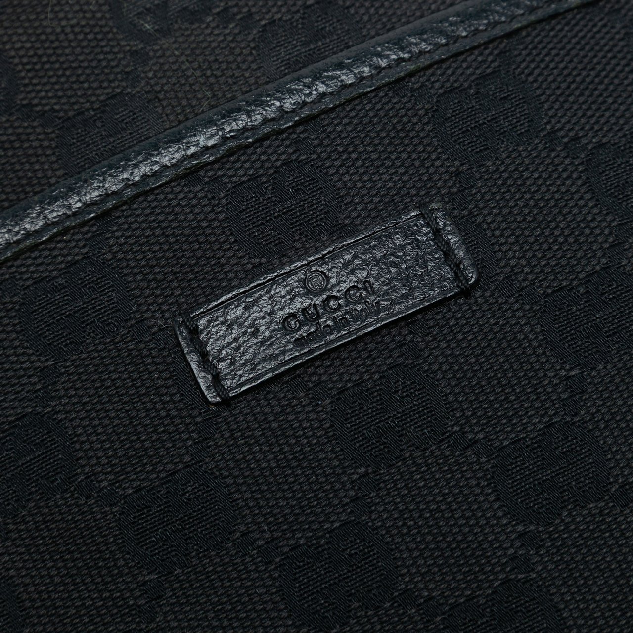 Gucci GG Canvas Crossbody Zwart