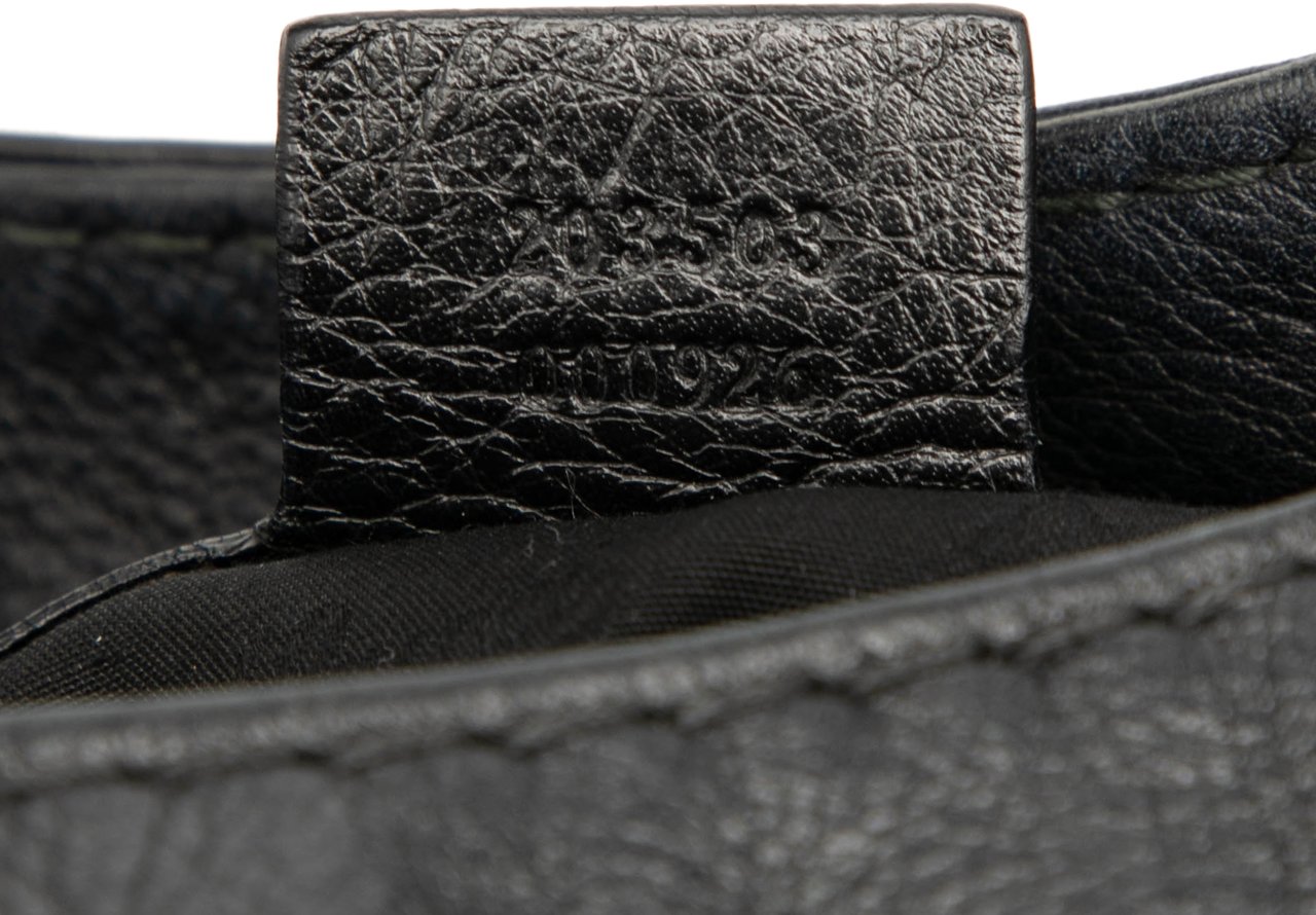 Gucci Guccissima Trimmed Leather Charlotte Crossbody Zwart