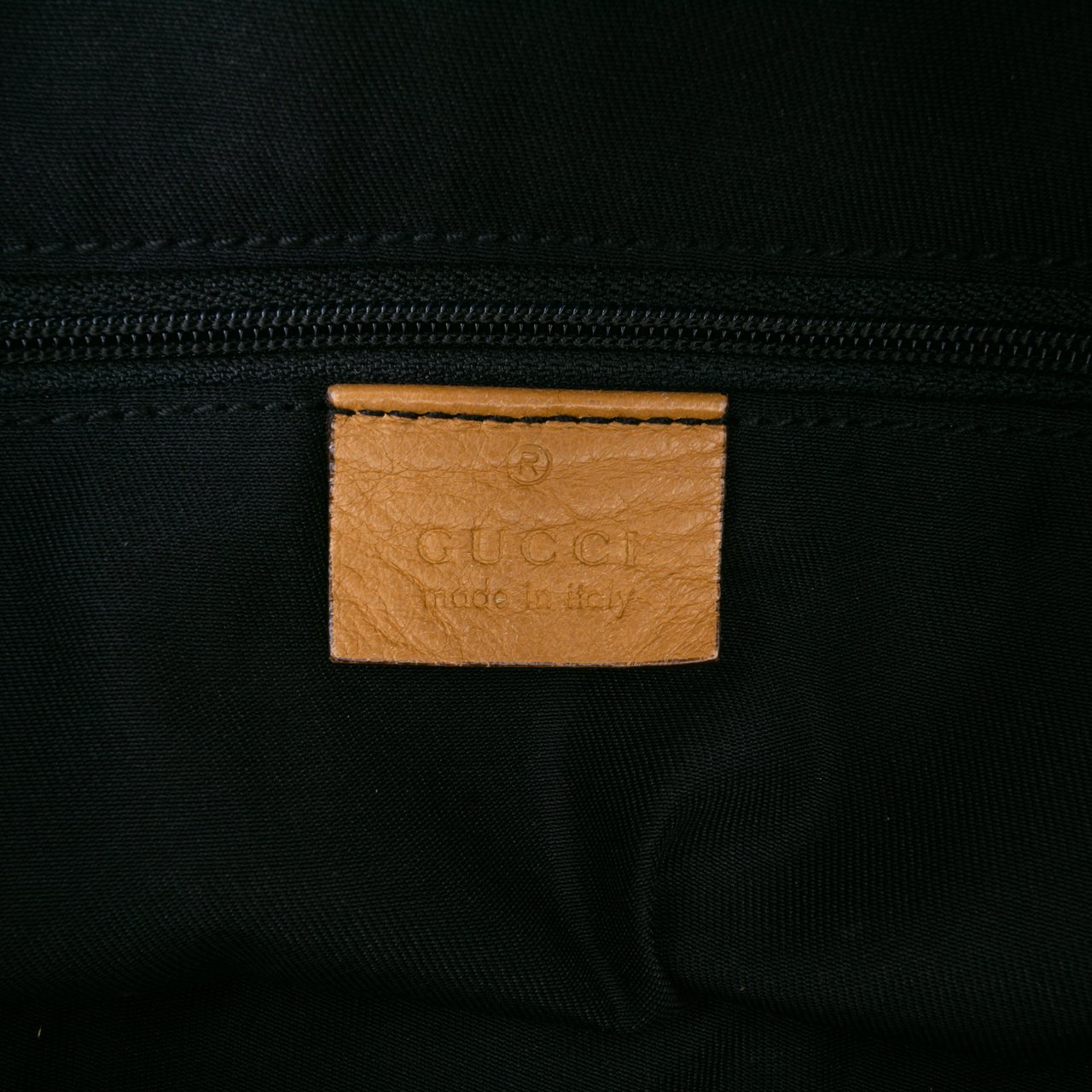 Gucci Leather Abbey D Ring Shoulder Bag Geel