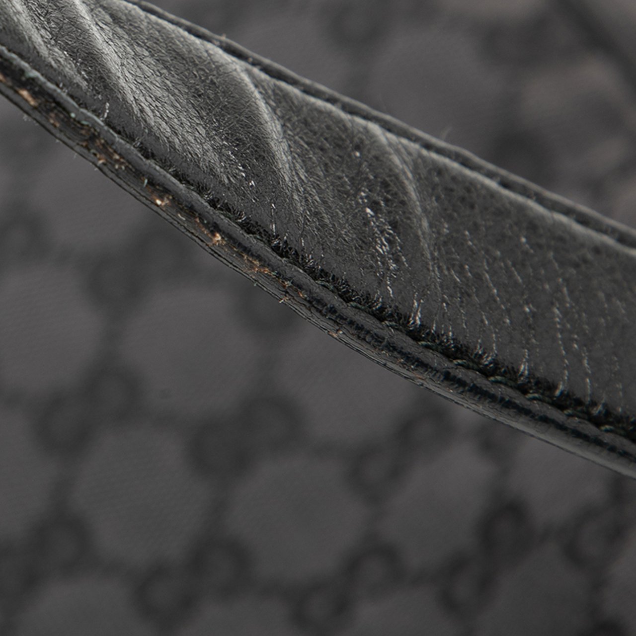 Gucci GG Canvas Shoulder Bag Grijs