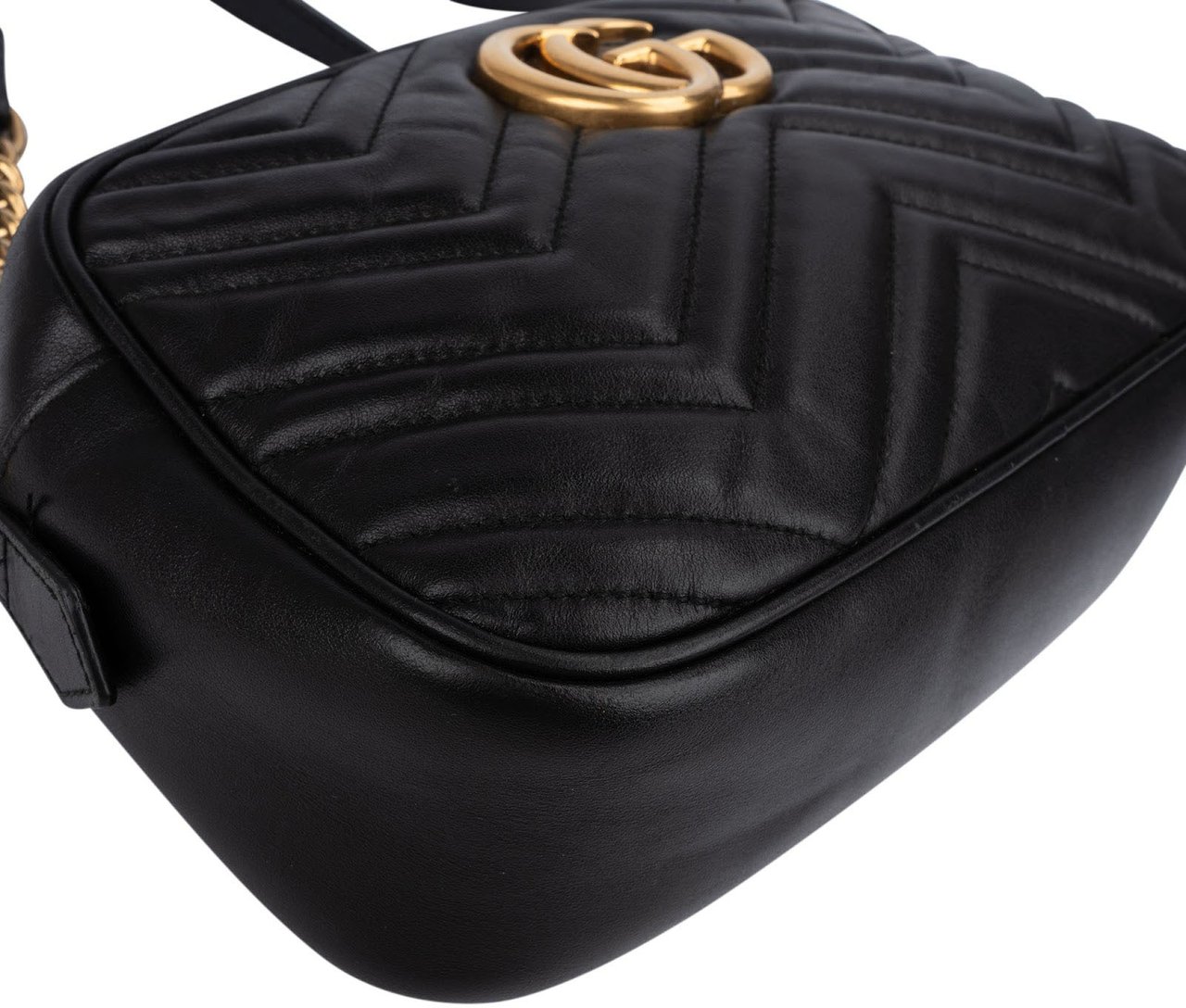 Gucci Matelassé Leather GG Marmont Camera Crossbody Bag Zwart