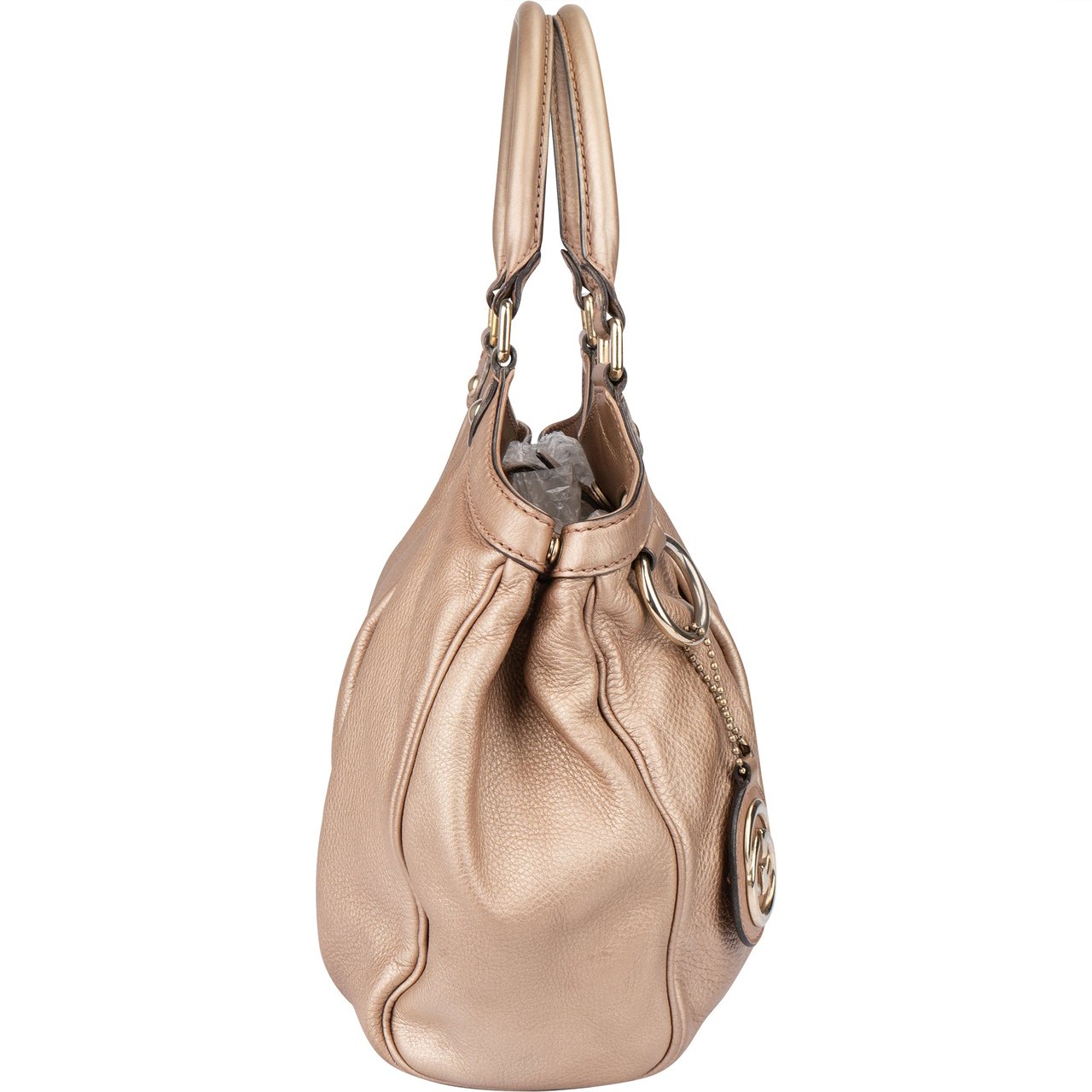 Gucci Gucci Metallic Pink Leather Sukey Handbag Roze