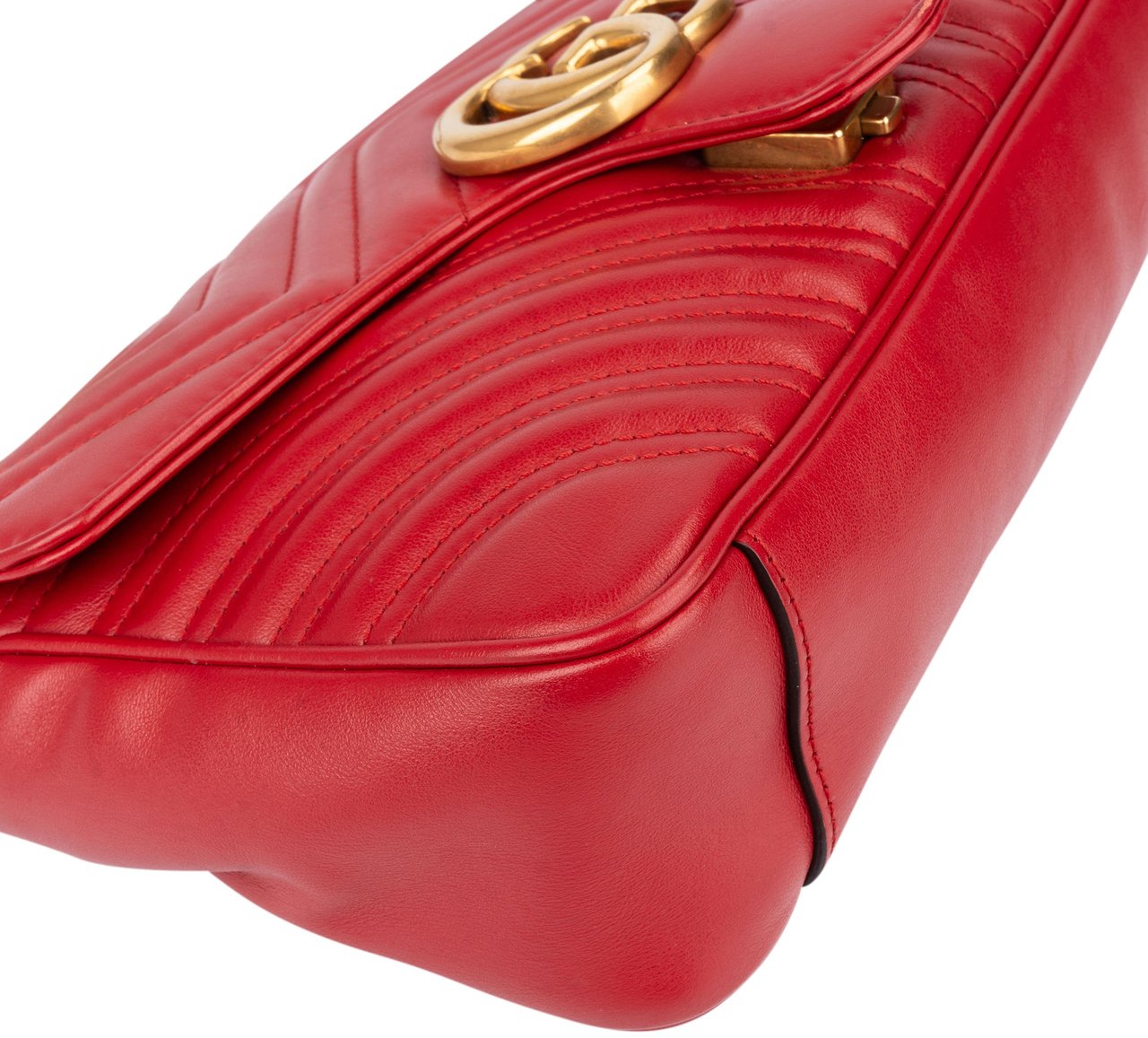 Gucci Gucci Red Leather Marmont Crossbody Bag Rood