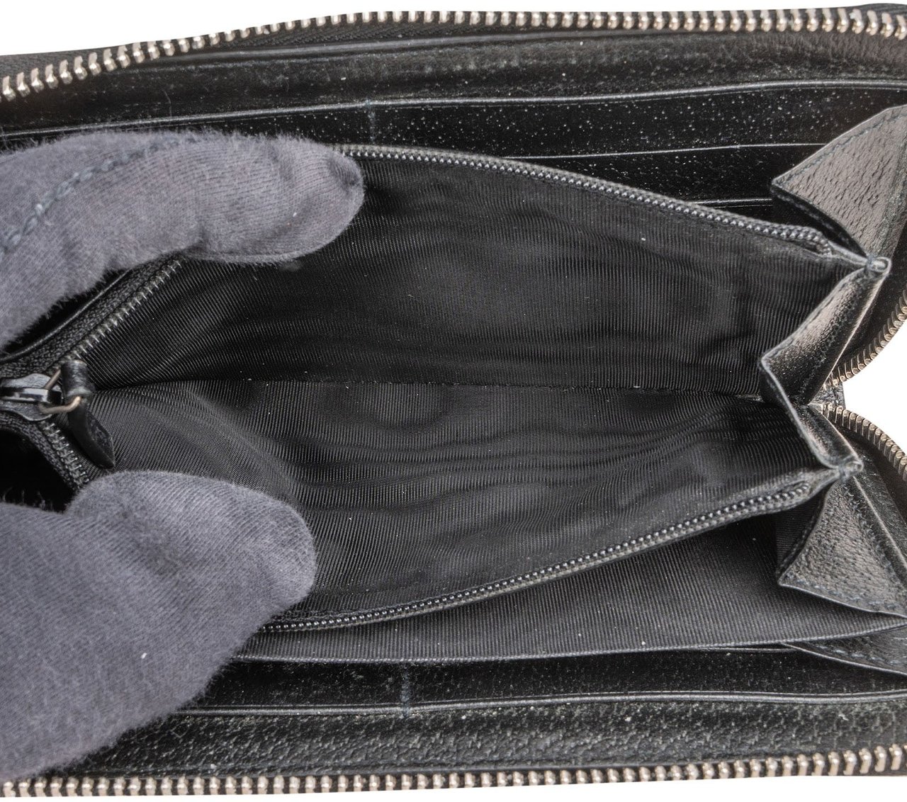 Gucci Monogram GG Off The Grid Zip Around Wallet Zwart