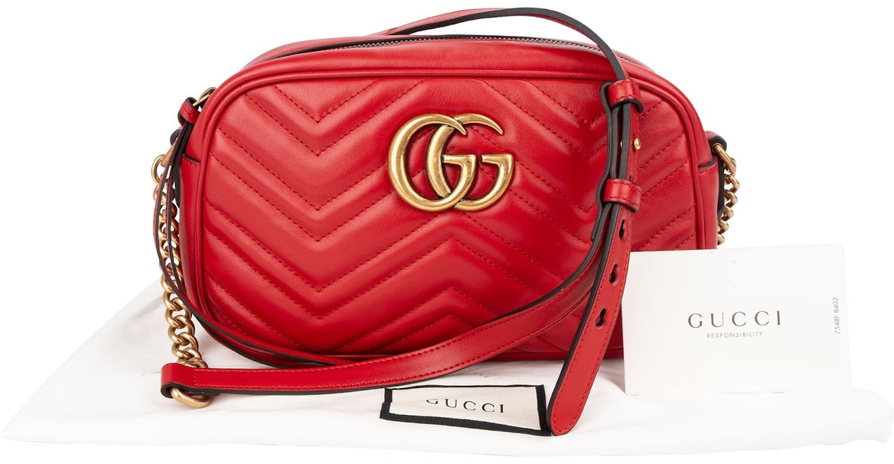 Gucci Chevron Leather GG Marmont Medium Crossbody Bag Rood