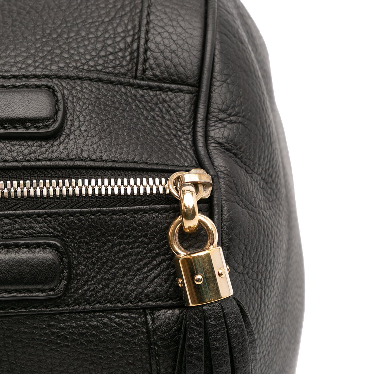 Gucci Medium Pebbled Calfskin Soho Boston Bag Zwart