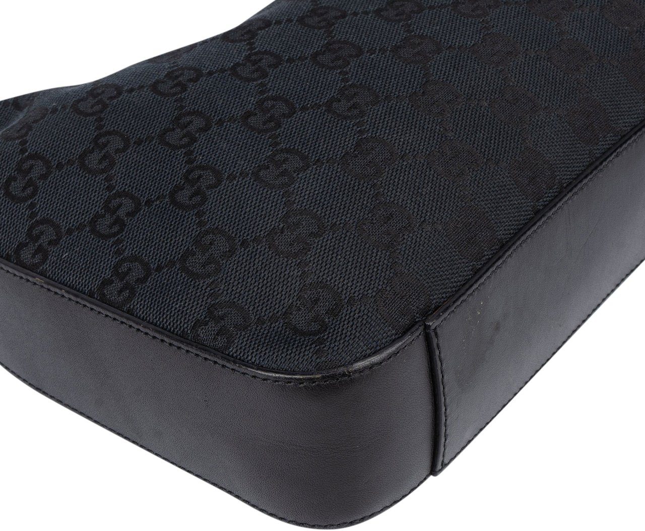Gucci Gucci GG Monogram Shoulder Bag Zwart
