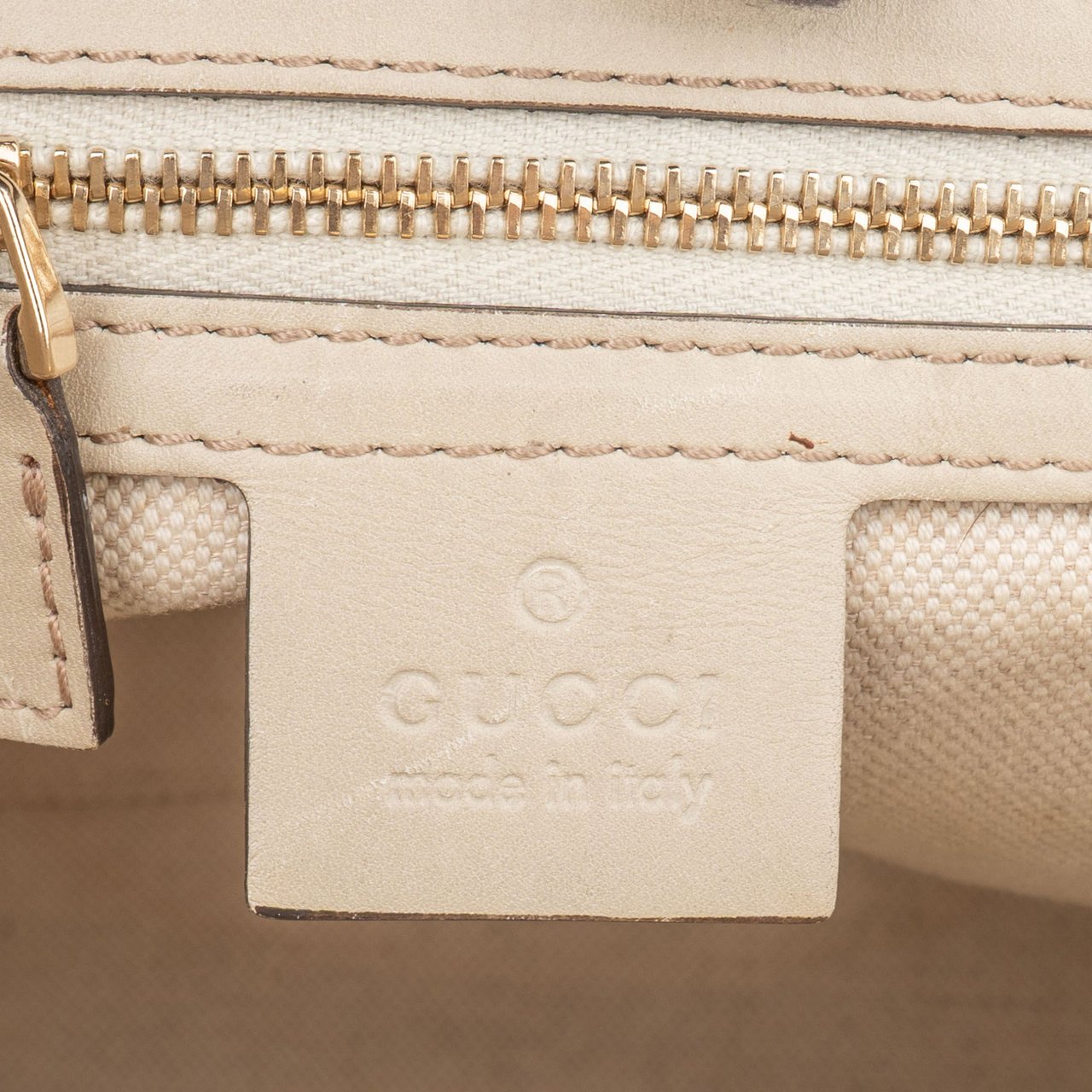 Gucci Gucci GG Monogram Princy Handbag Bruin