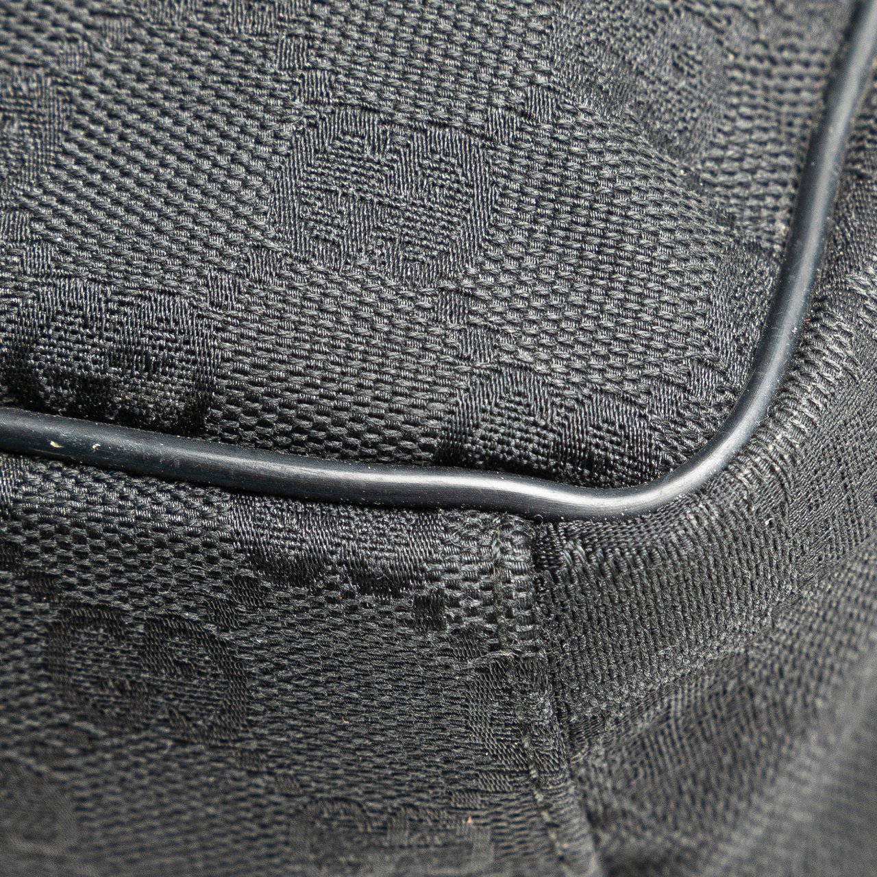 Gucci GG Canvas Crossbody Zwart