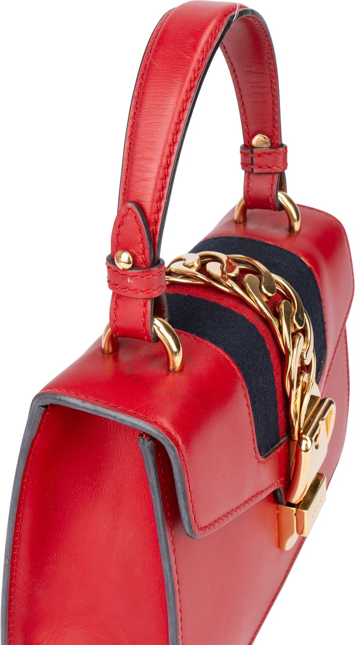 Gucci Gucci Red Leather Small Sylvie Handbag Rood