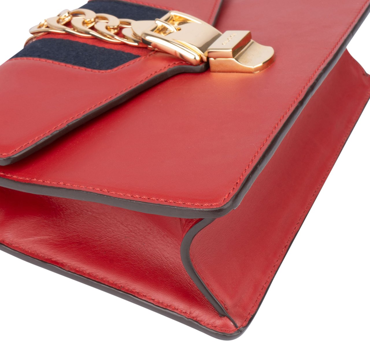 Gucci Gucci Red Leather Sylvie Shoulder Bag Rood