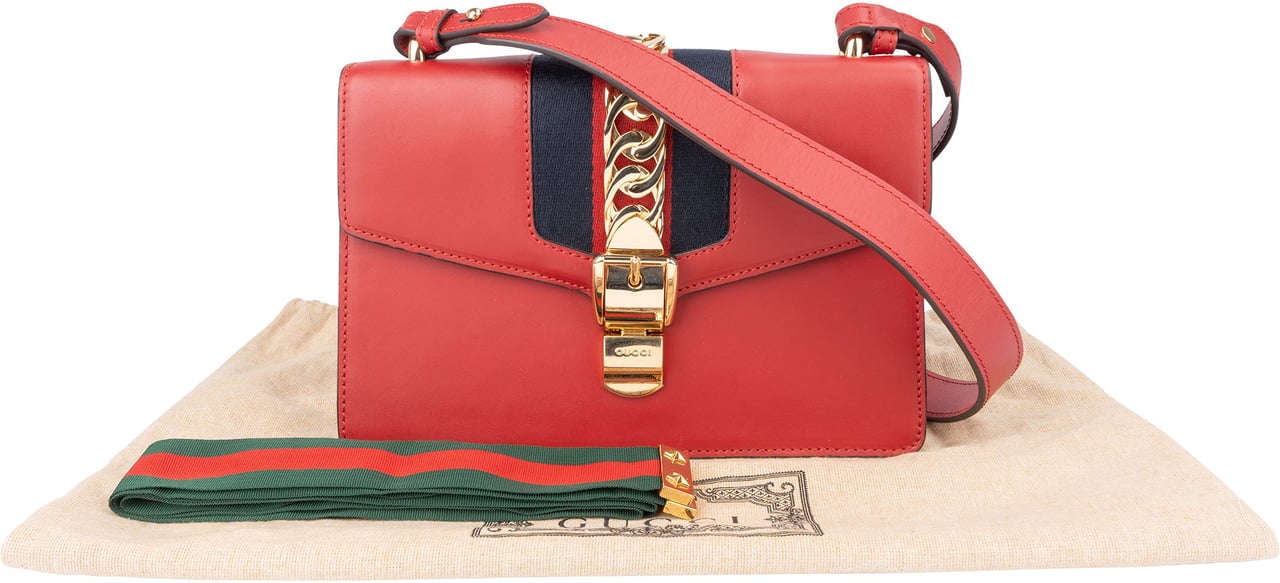 Gucci Gucci Red Leather Sylvie Shoulder Bag Rood