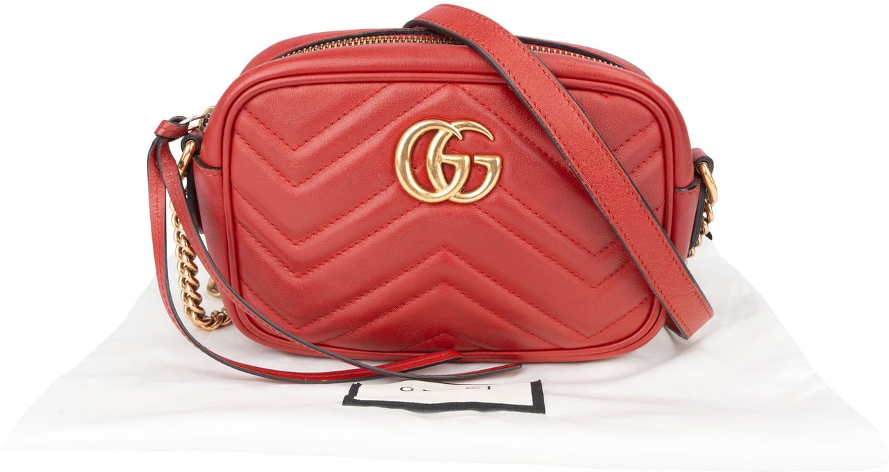 Gucci Gucci Red Leather GG Marmont Crossbody Bag Rood