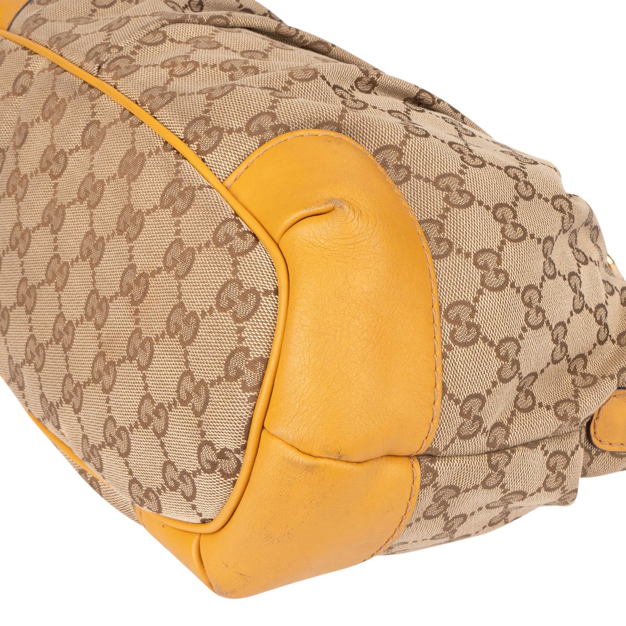 Gucci Gucci GG Monogram Sukey Handbag Bruin