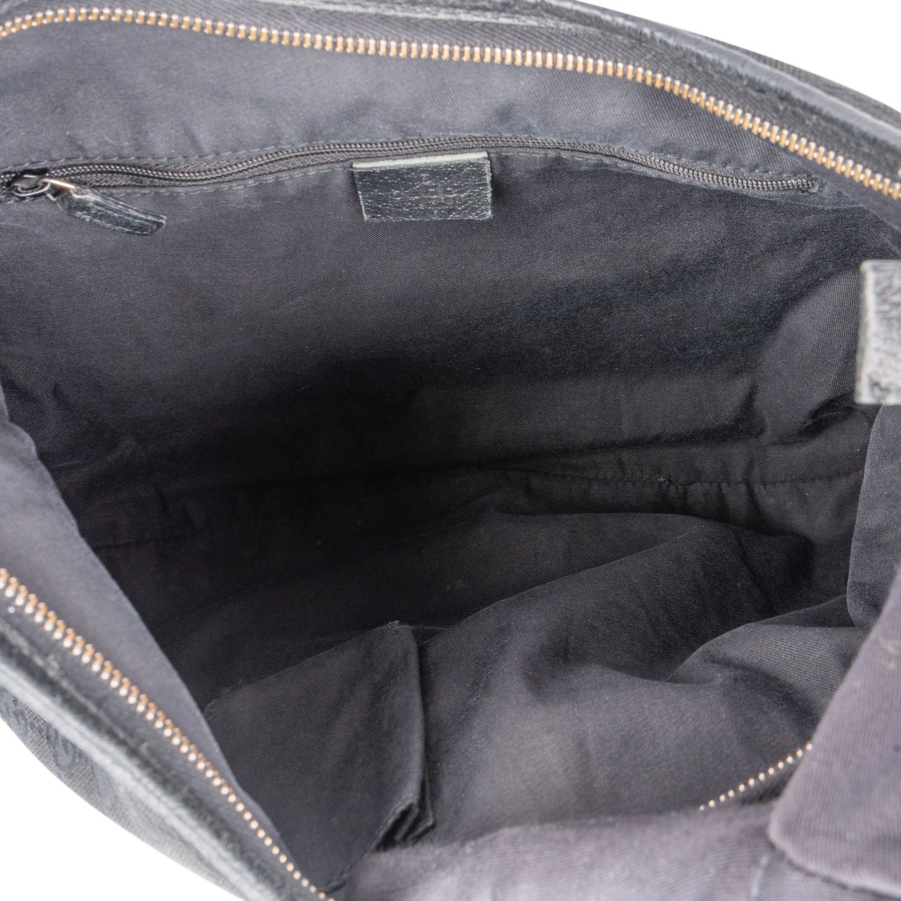 Gucci GG Monogram Abbey Handbag Zwart