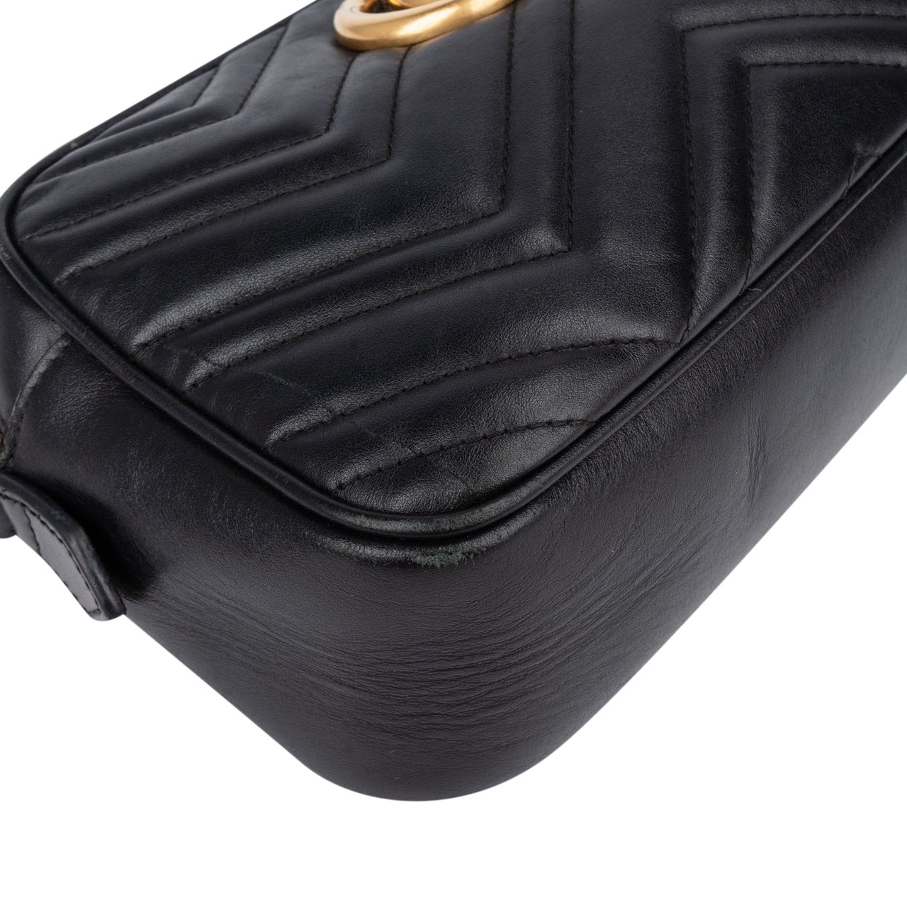Gucci Gucci Chevron Leather GG Marmont Crossbody Bag Zwart