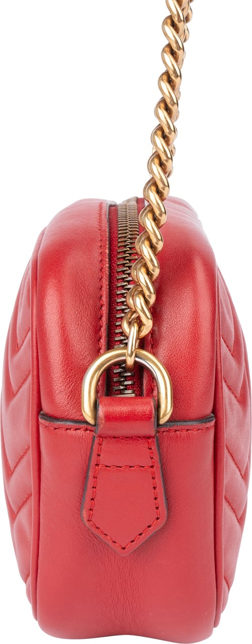 Gucci Gucci Chevron Leather GG Marmont Crossbody bag Rood