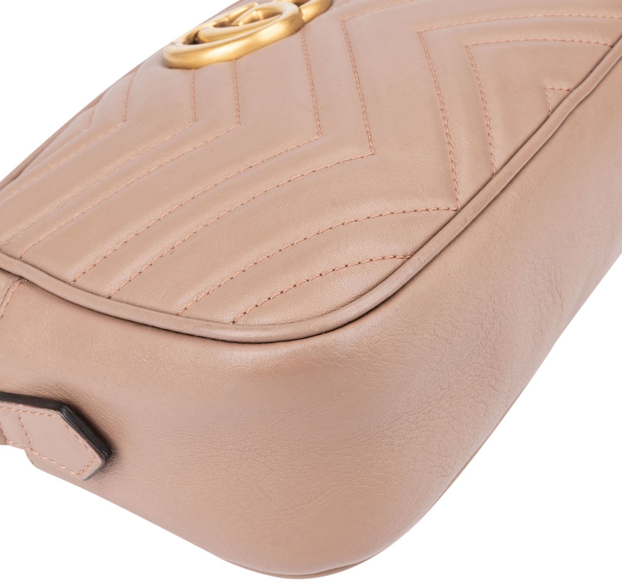 Gucci Gucci Chevron Leather GG Marmont Crossbody Bag Roze