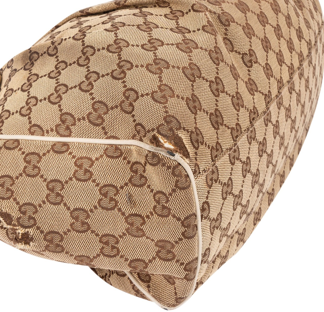 Gucci Gucci GG Monogram Sukey Handbag Bruin