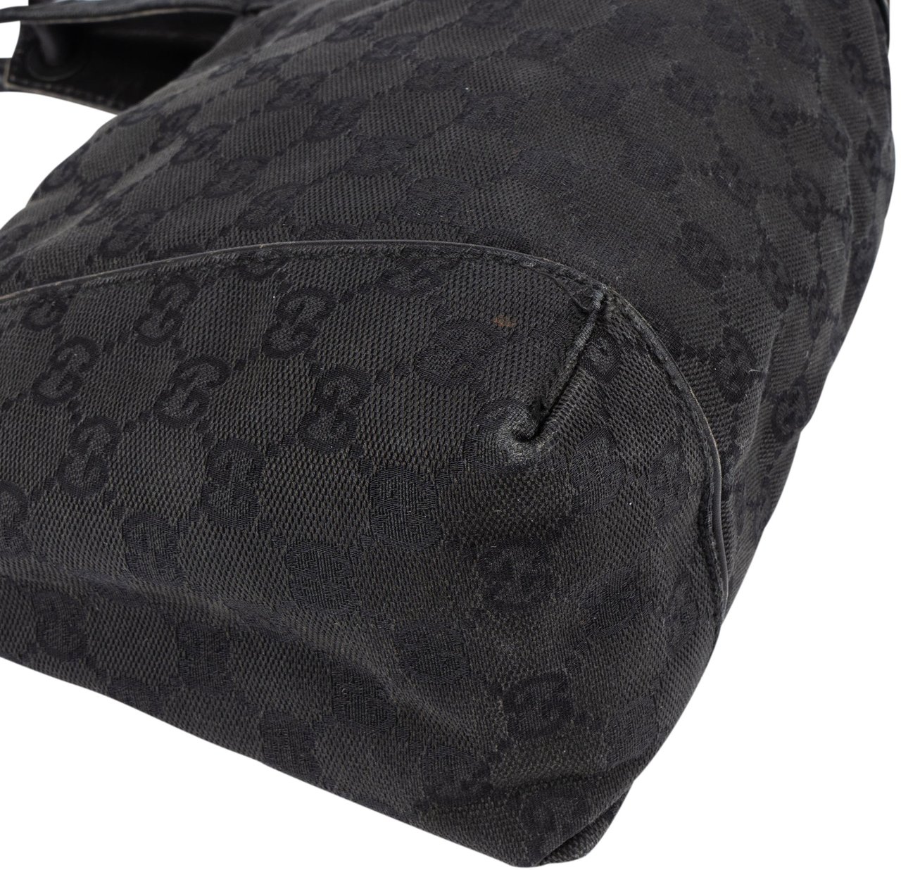 Gucci Gucci GG Monogram Shoulder Bag Zwart