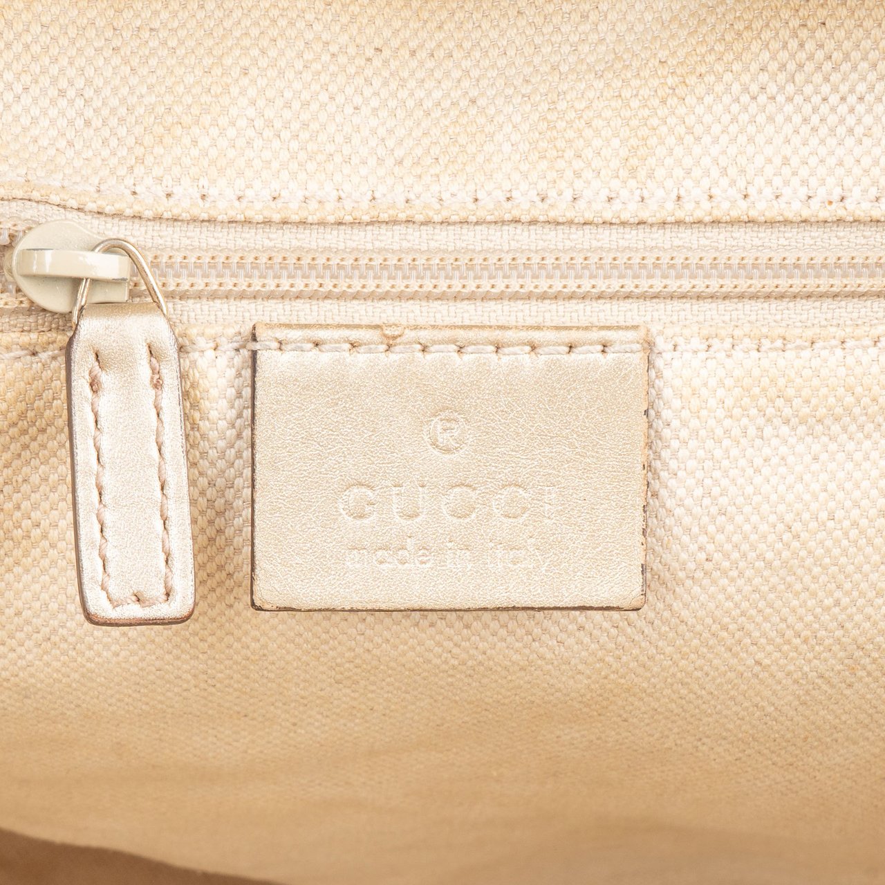 Gucci Gucci GG Monogram Sukey Handbag Bruin