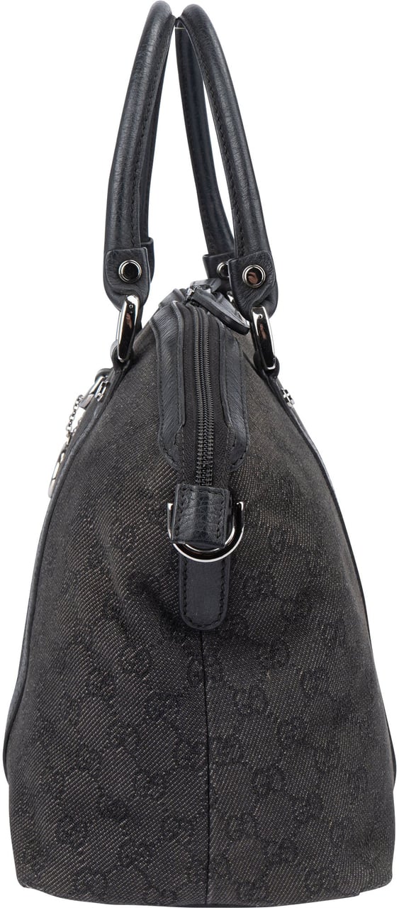 Gucci Gucci GG Monogram Charm Dome Handbag Zwart