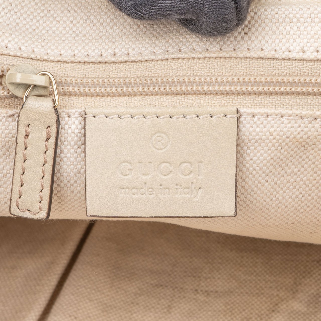 Gucci Gucci GG Monogram Sukey Handbag Bruin