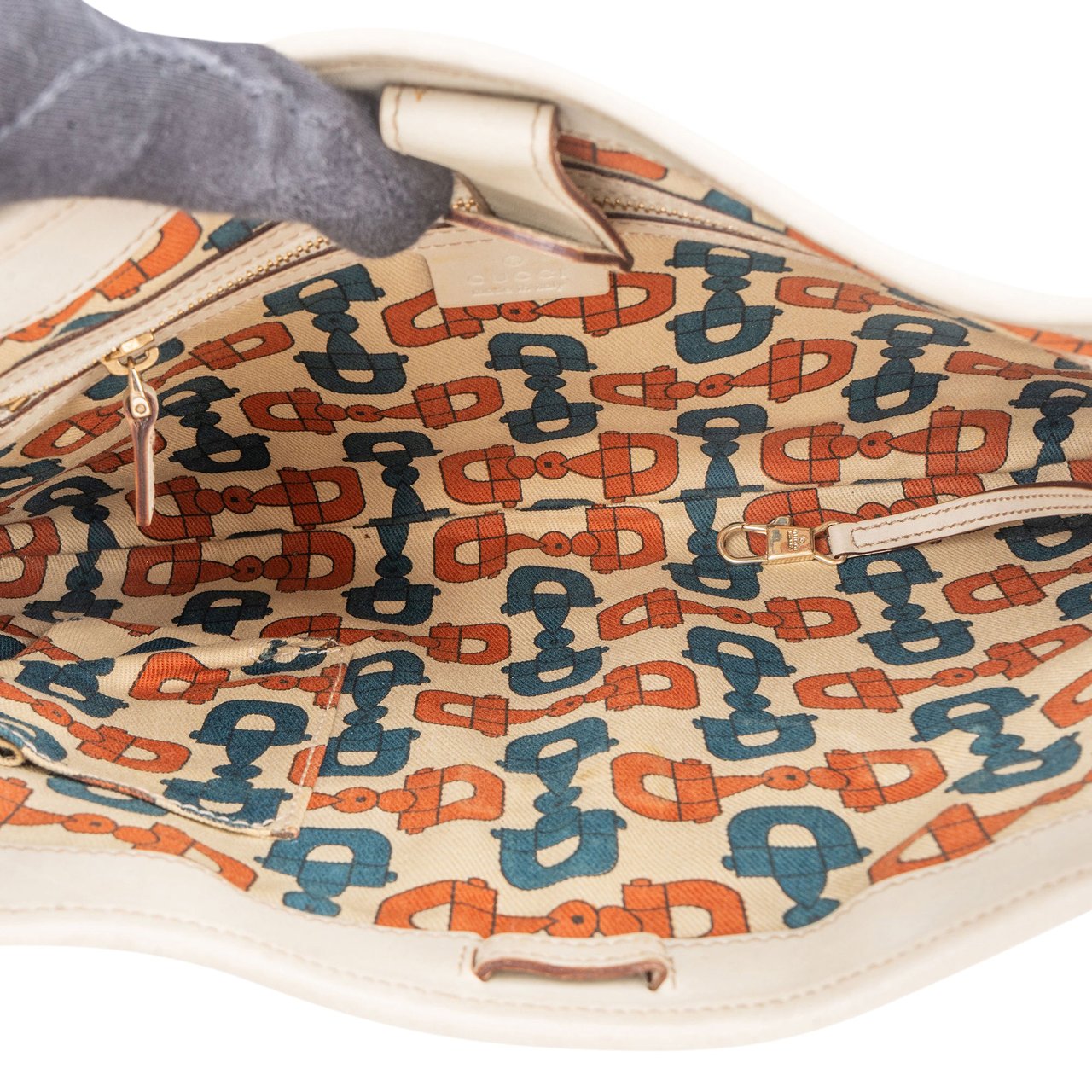 Gucci Gucci Leather GG Monogram Jackie Handbag Wit