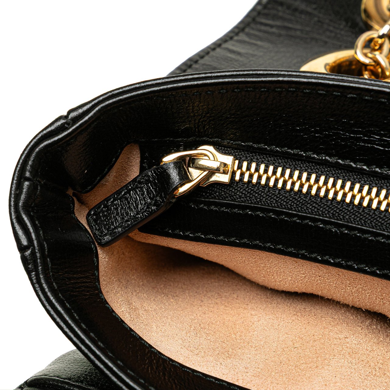 Gucci Small Leather Marina Chain Shoulder Bag Zwart