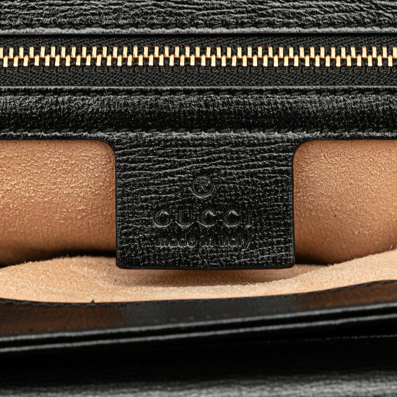 Gucci Small Leather Marina Chain Shoulder Bag Zwart