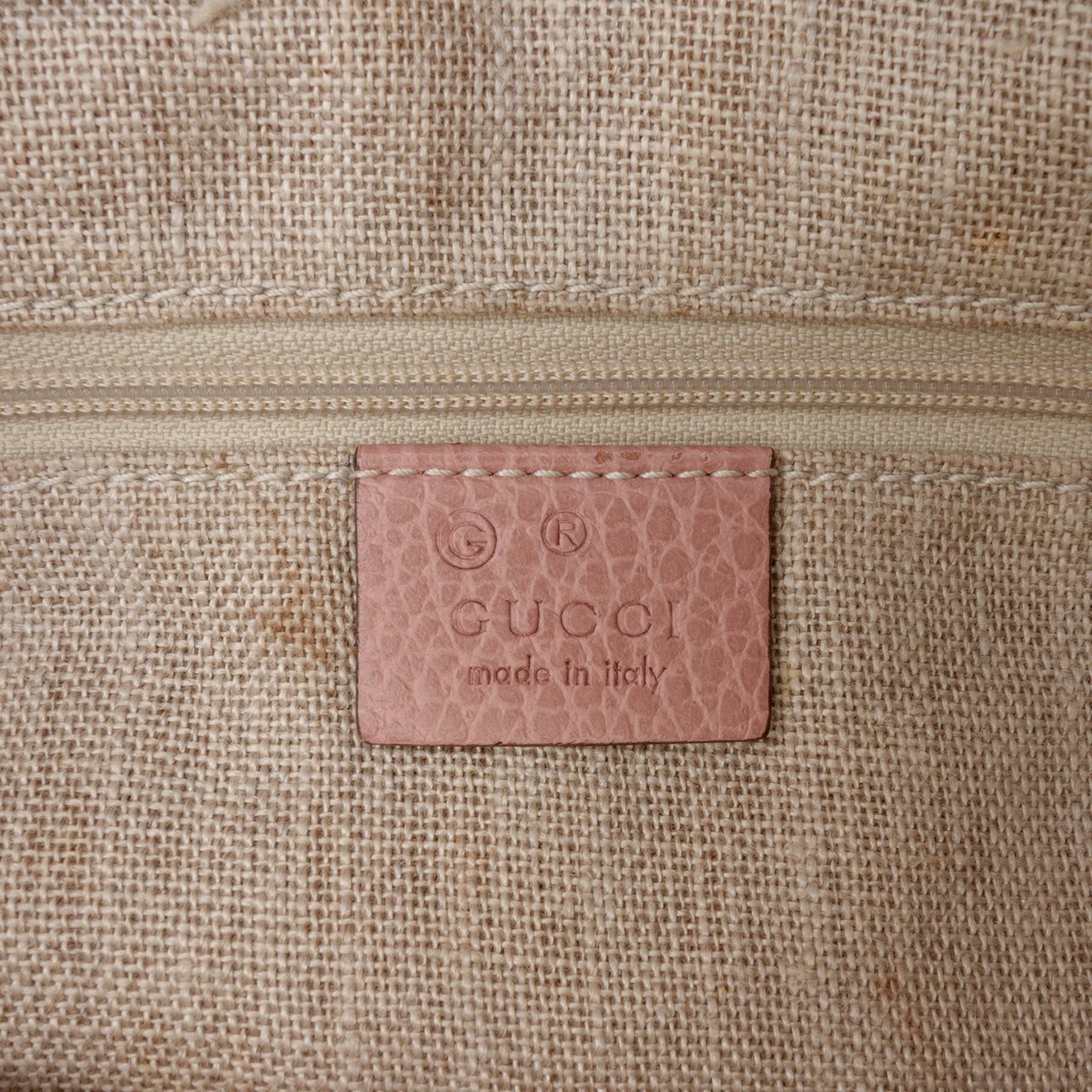 Gucci Leather Bamboo Tassel Satchel Roze