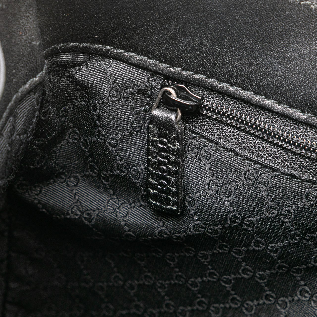Gucci Leather Web Handbag Zwart