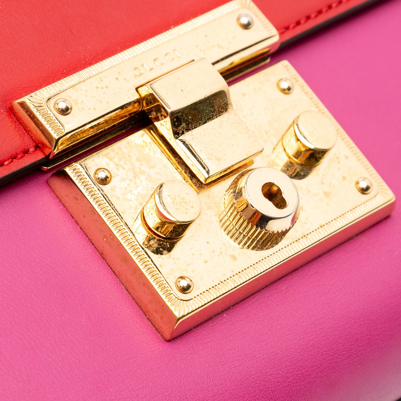 Gucci Medium Bicolor Leather Padlock Shoulder Bag Roze