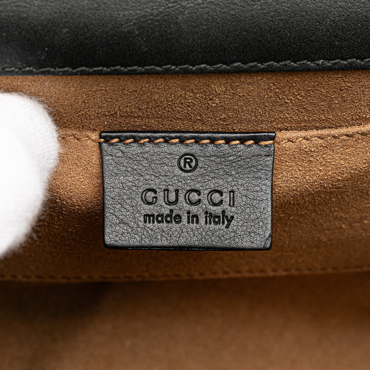 Gucci Small Leather Padlock Crossbody Zwart