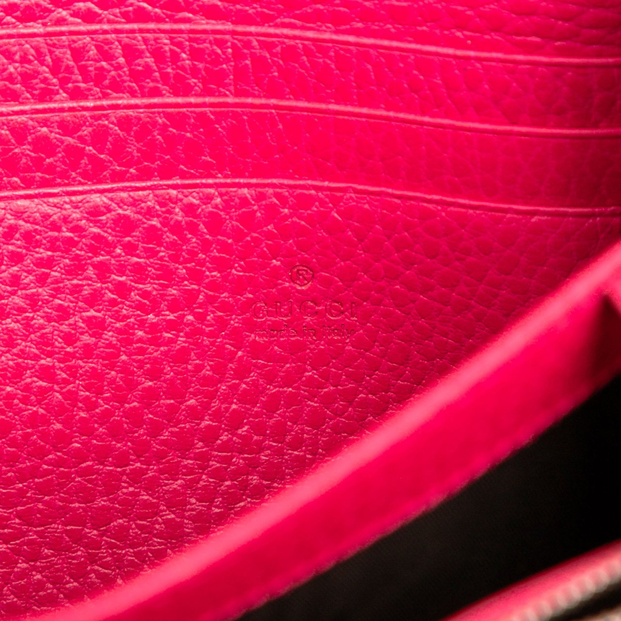 Gucci Mini Leather Dionysus Wallet on Chain Roze