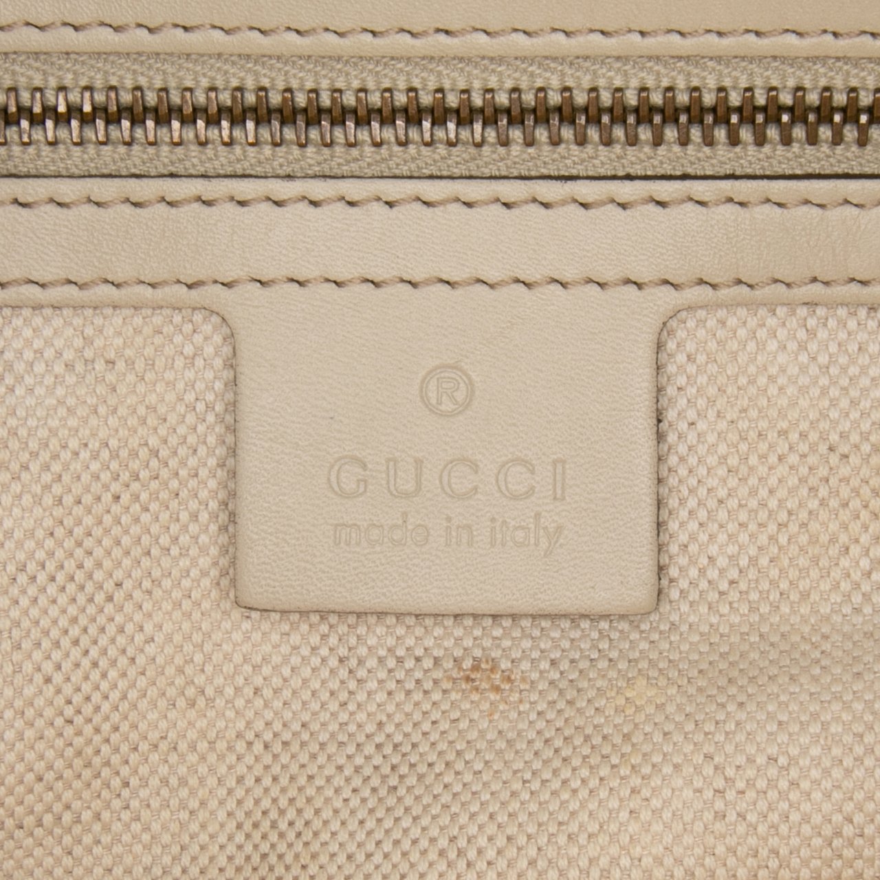 Gucci Guccissima Scarlett Shoulder Bag Bruin