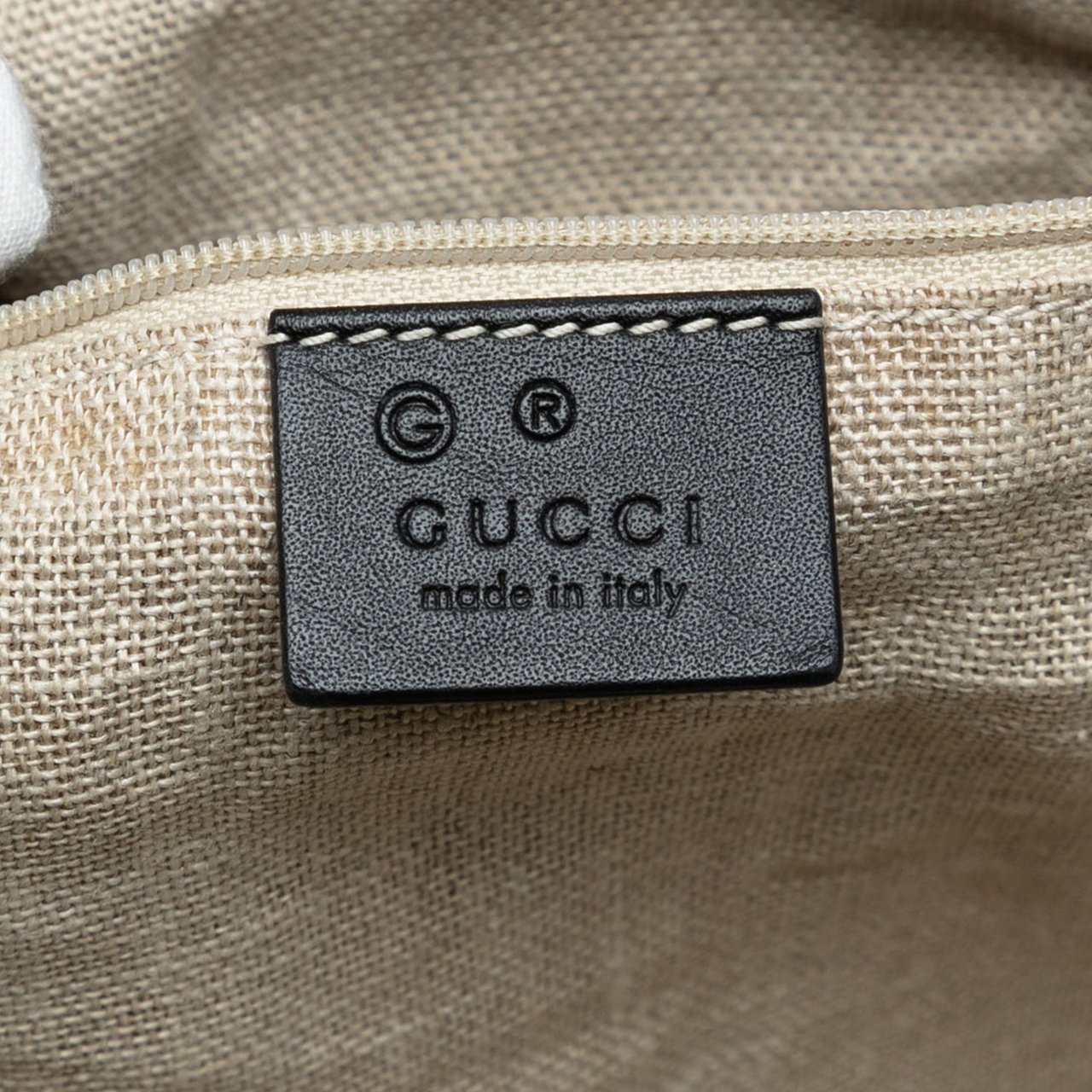 Gucci Large Microguccissima Joy Tote Zwart