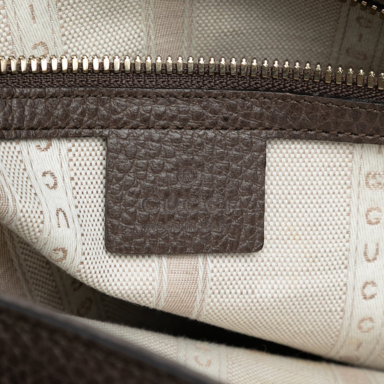 Gucci Pebbled Leather Lady Dollar Tote Goud