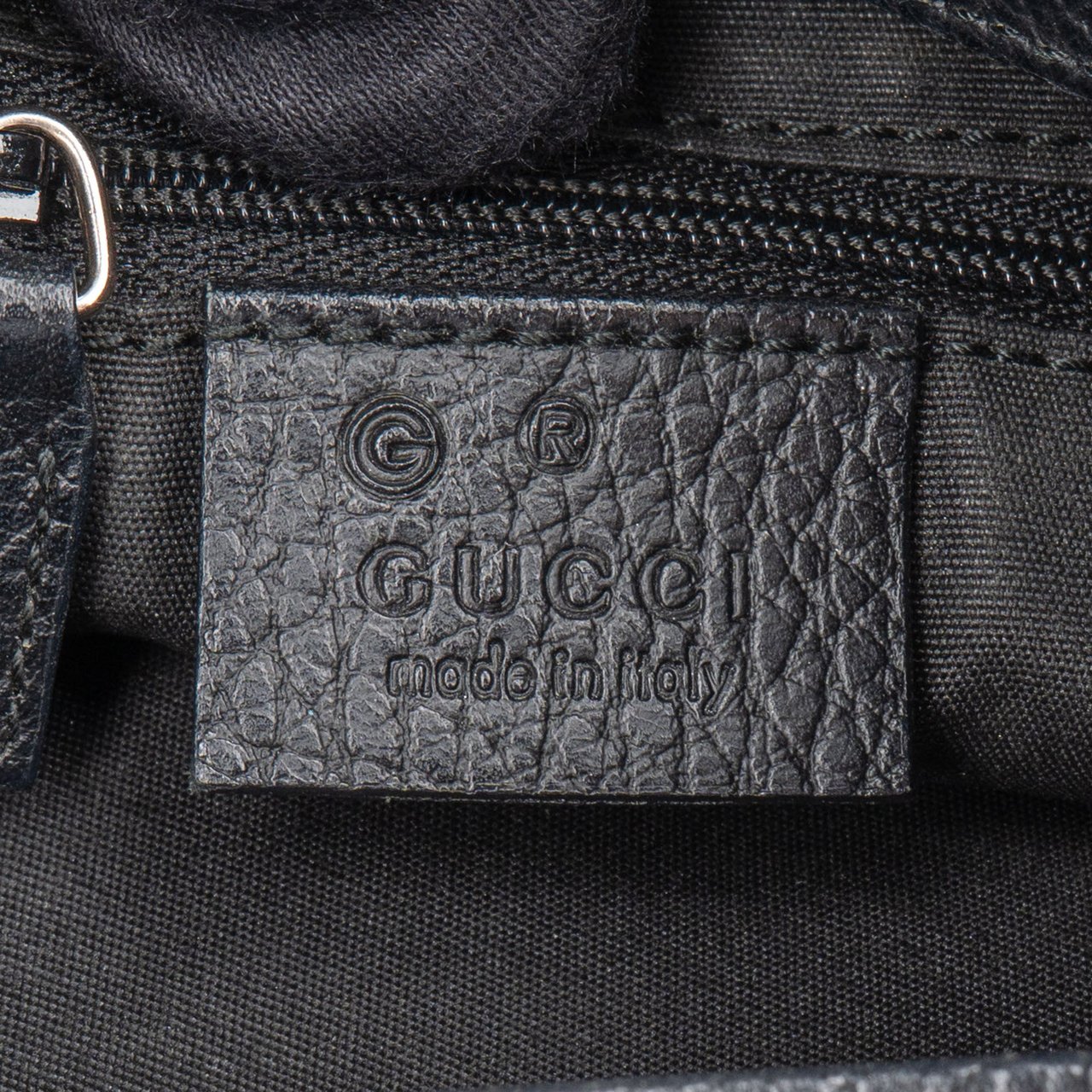 Gucci Gucci GG Monogram Shoulder Bag Zwart