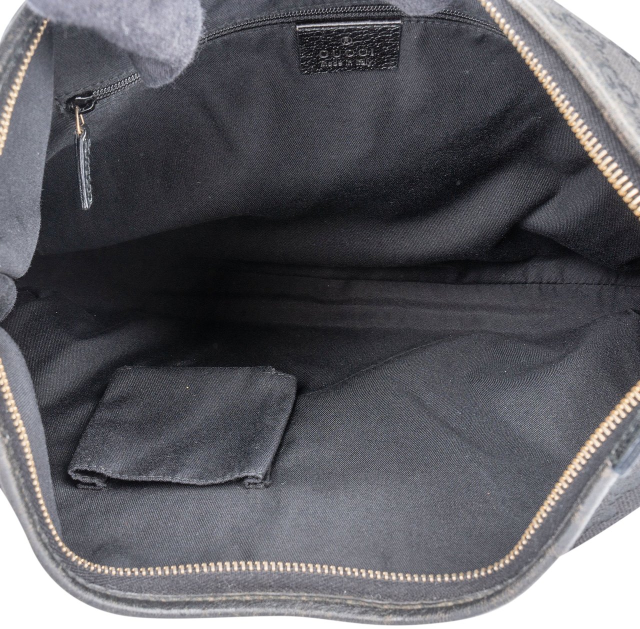 Gucci GG Monogram Abbey Shoulder Bag Zwart