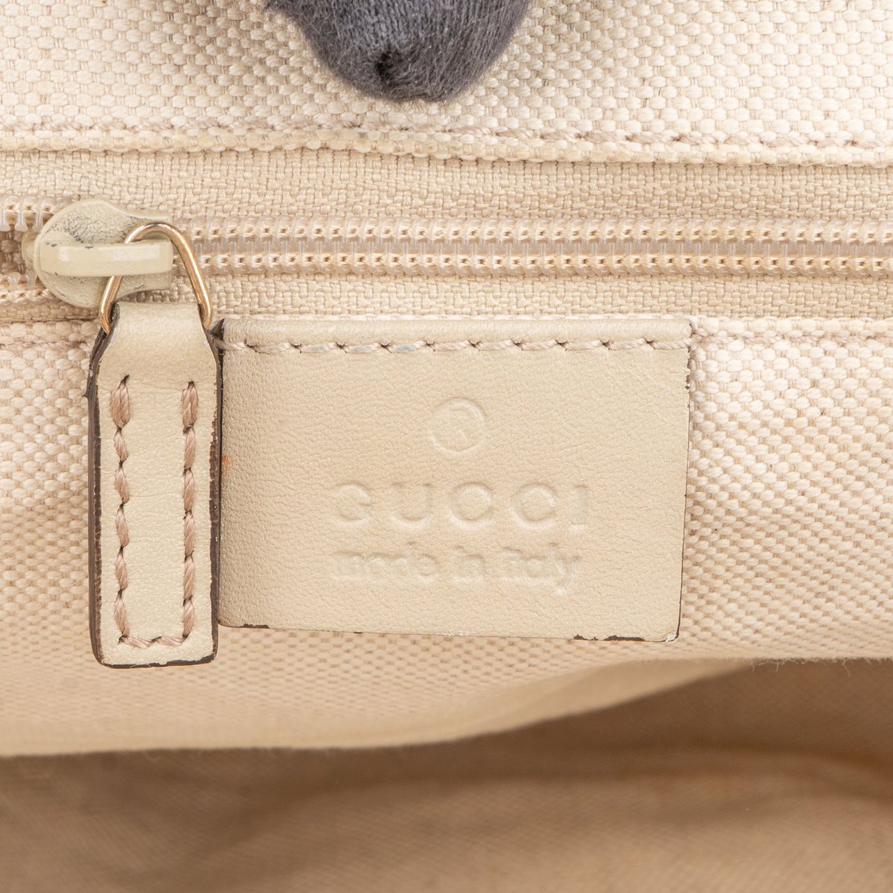 Gucci Gucci GG Monogram Sukey Handbag Bruin