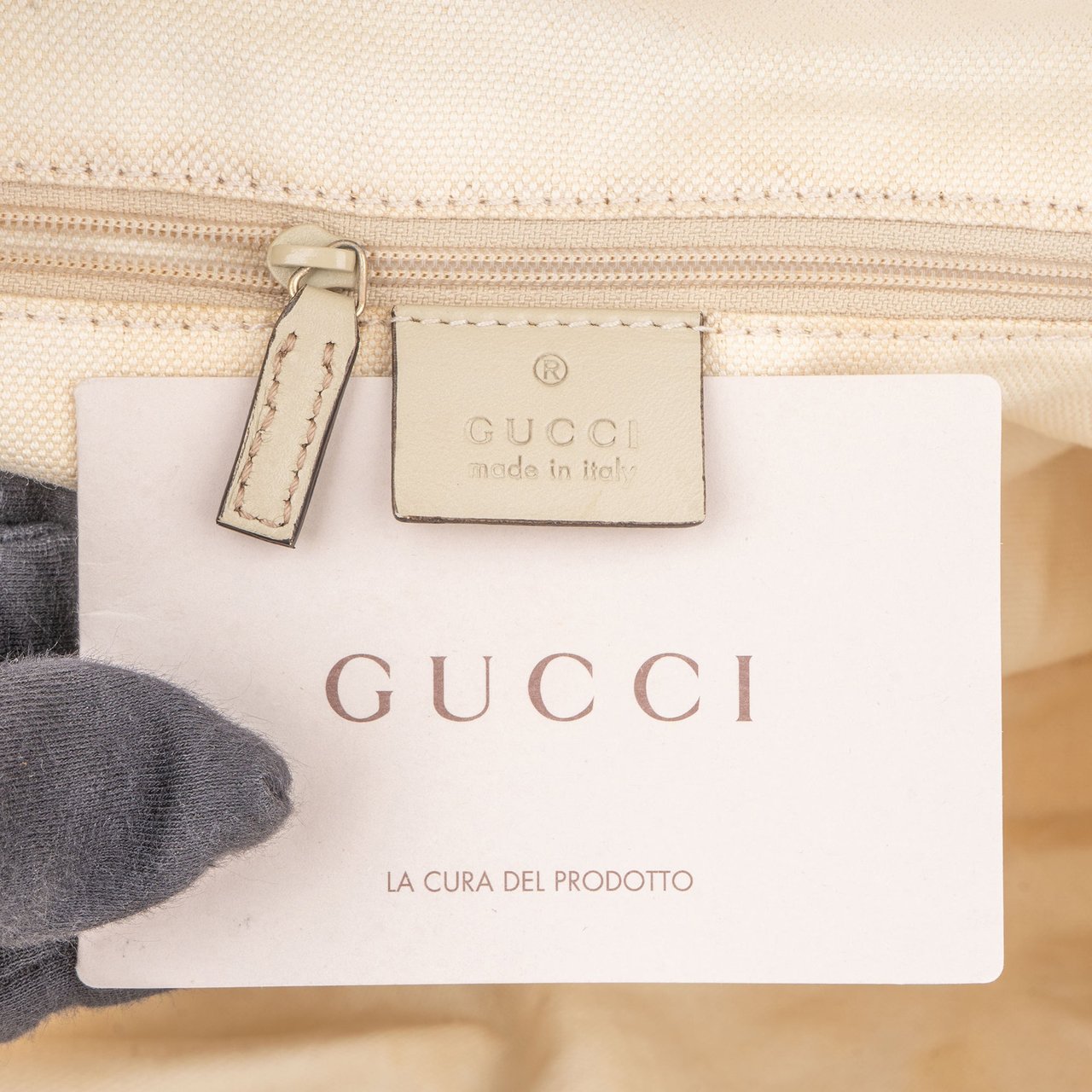 Gucci Gucci GG Monogram Sukey Handbag Bruin