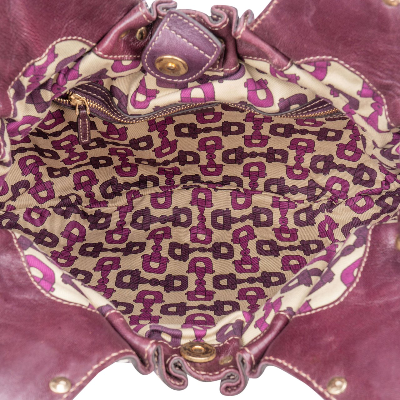 Gucci Gucci Leather GG Monogram Pelham Handbag Paars