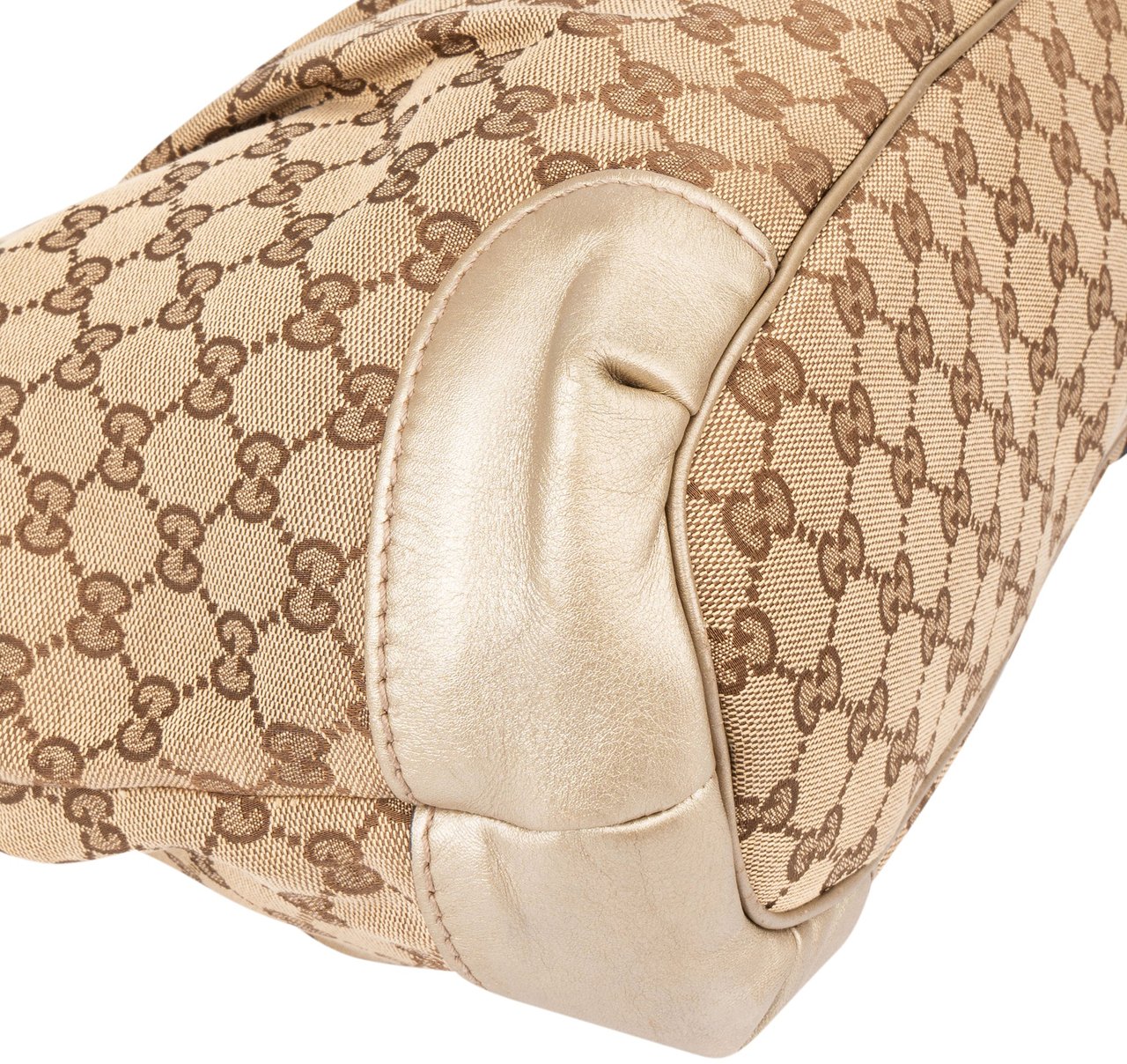 Gucci Gucci GG Monogram Sukey Handbag Bruin
