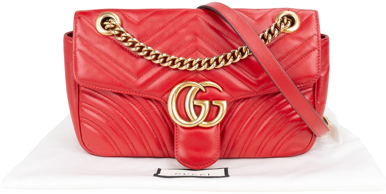 Gucci Gucci Quilted Leather Marmont GG Crossbody Bag Rood