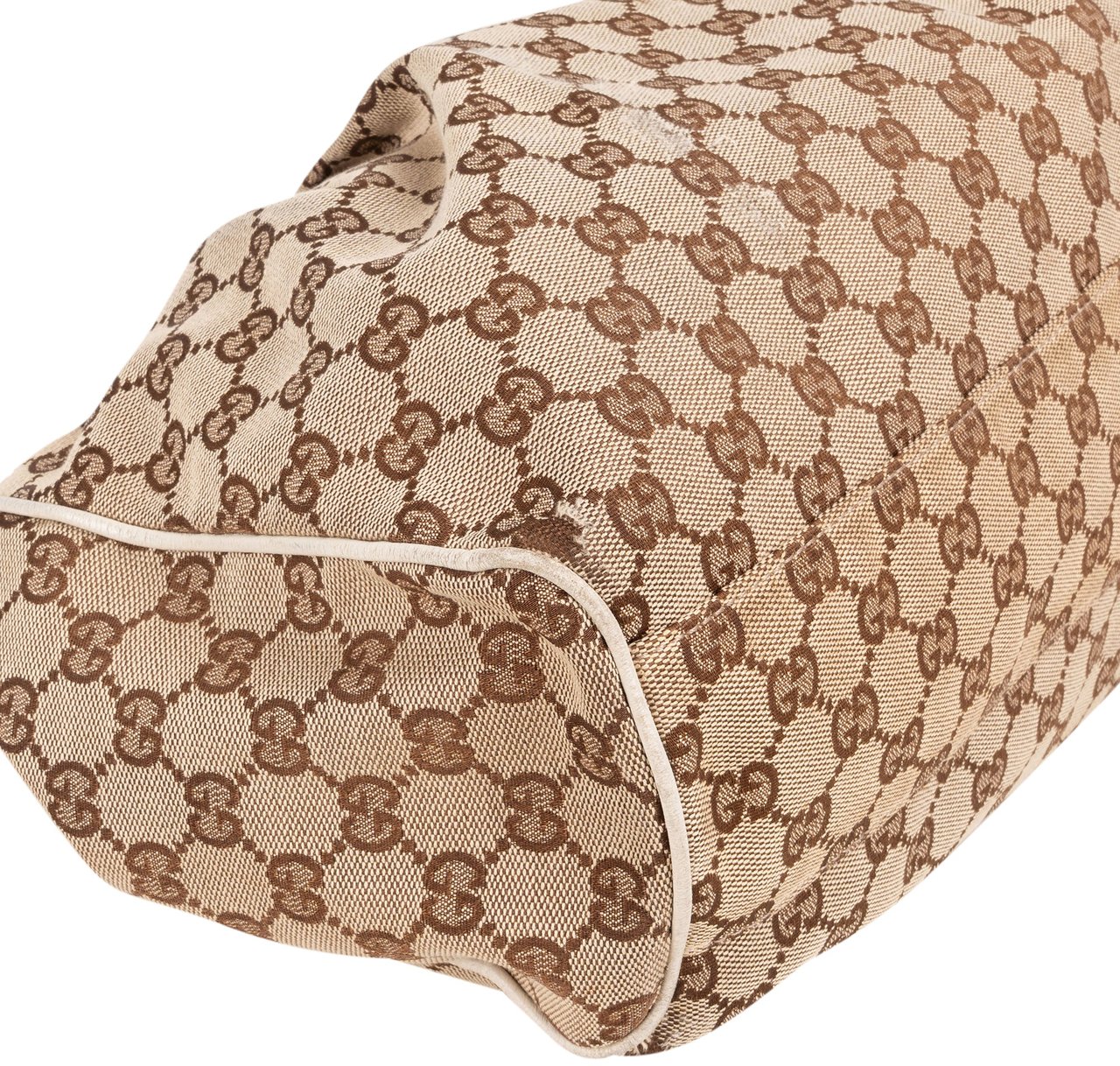 Gucci Gucci GG Monogram Sukey Handbag Bruin